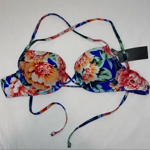 Abercrombie & Fitch Lightly Lined tie back bikini - floral print - 36B